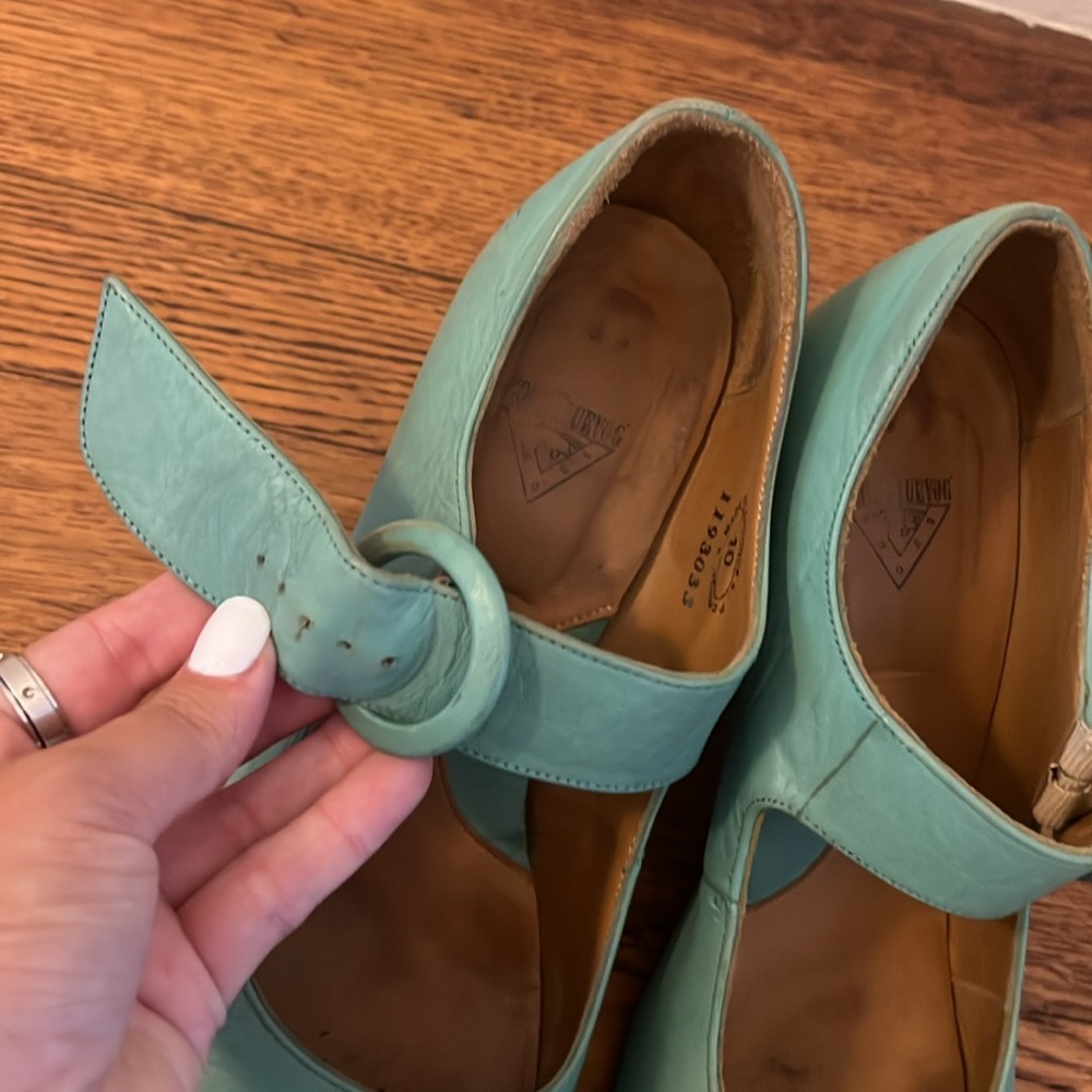 John Fluevog Turquoise Leather Heels - Picture 6 of 9